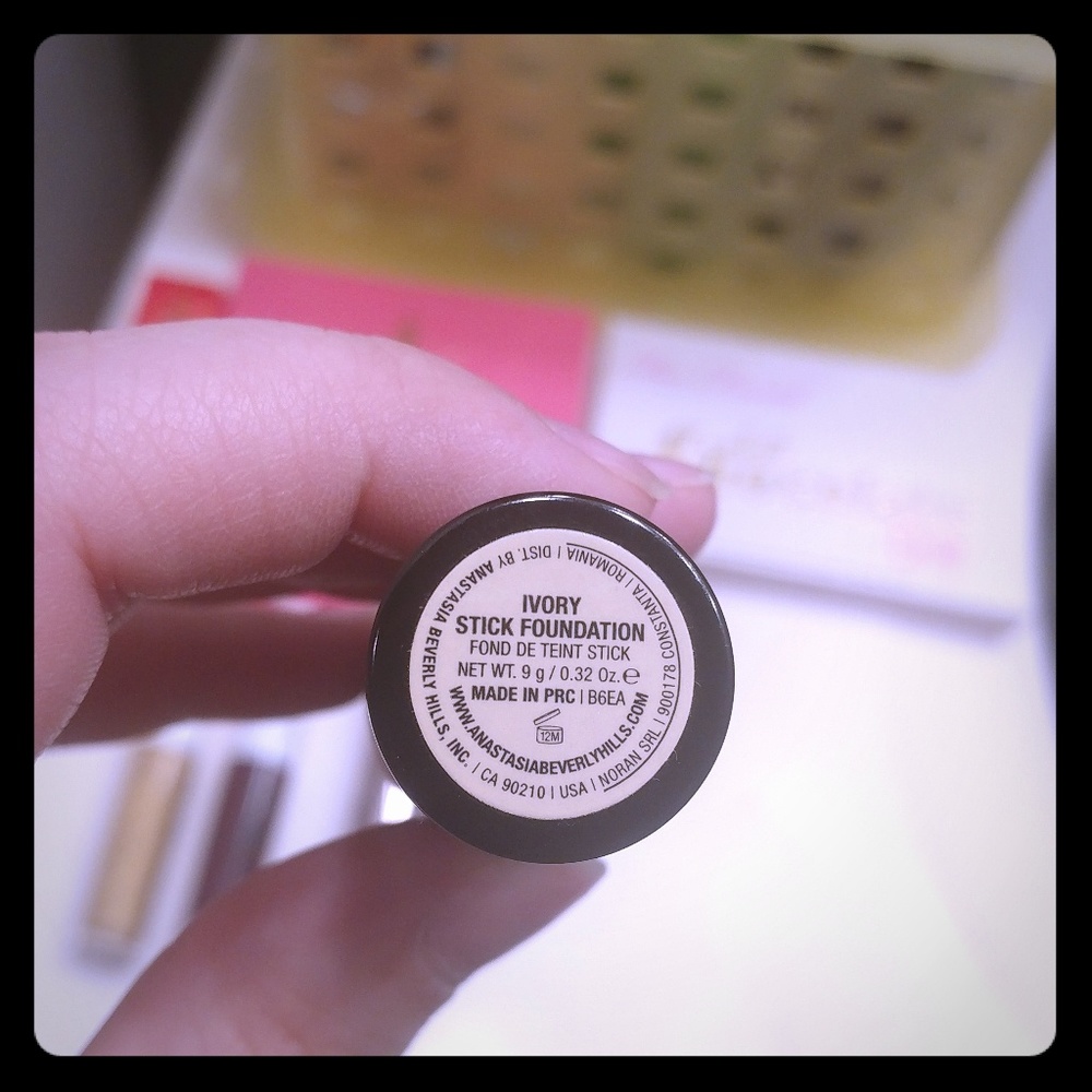 Anastasia Beverly Hills foundation stick